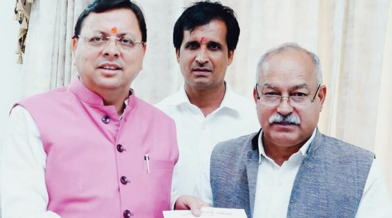 सीएम के समक्ष रखा आंदोलनकारी चिन्हीकरण मानकों में ढील व प्रक्रिया शुरू करने का मामला