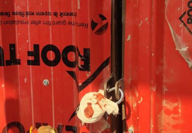 ऋषिकेश में अवैध बहुमंजिला निर्माण पर एमडीडीए की बड़ी कार्रवाई, मनीराम मार्ग का भवन सील