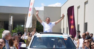 अंतारा देहरादून के वरिष्ठ दंपति 16,000 किमी की ड्राइव पर लंदन के लिए रवाना