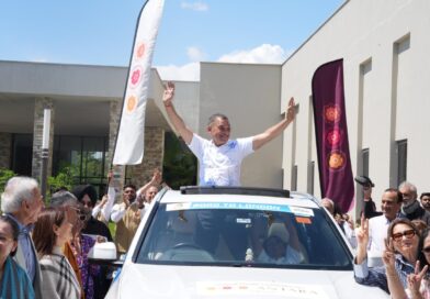 अंतारा देहरादून के वरिष्ठ दंपति 16,000 किमी की ड्राइव पर लंदन के लिए रवाना