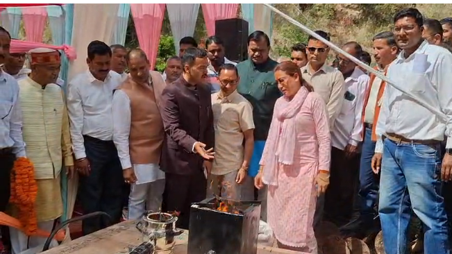 मंत्री रेखा आर्या  ने पड़ोलिया में किया पिरूल आधारित बायोमास प्लांट का शुभारंभ