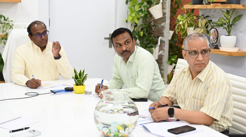 मुख्य निर्वाचन अधिकारी ने ली SIR की तैयारियों के सम्बंध में समीक्षा बैठक,  ⁠फार्म 6, 7 और 8 का दैनिक रुप से रिव्यू करें ईआरओ