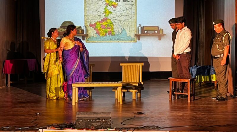 “चंद्रप्रभा का अटूट संकल्प” नाटक में रंगकर्मियों ने बांधा समां, पहाड़ की नारी के पहाड़ जैसे संघर्ष का नाट्य रूपांतरण दर्शकों ने सराहा