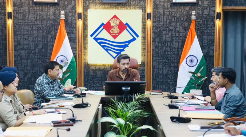  राष्ट्रपति के प्रस्तावित दौरे को लेकर देहरादून प्रशासन अलर्ट, डीएम ने की उच्चस्तरीय समीक्षा