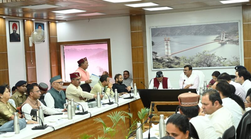 मुख्यमंत्री घोषणाओं से संबंधित सभी प्रक्रियाओं को निर्धारित समयसीमा में पूर्ण करने पर मुख्य सचिव ने दिया विशेष बल
