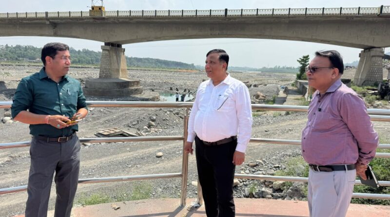 सीएम धामी के विजन को एमडीडीए ने दी रफ्तार, बंशीधर तिवारी का एक्शन मोड- हरियाली भी, बुलडोजर भी