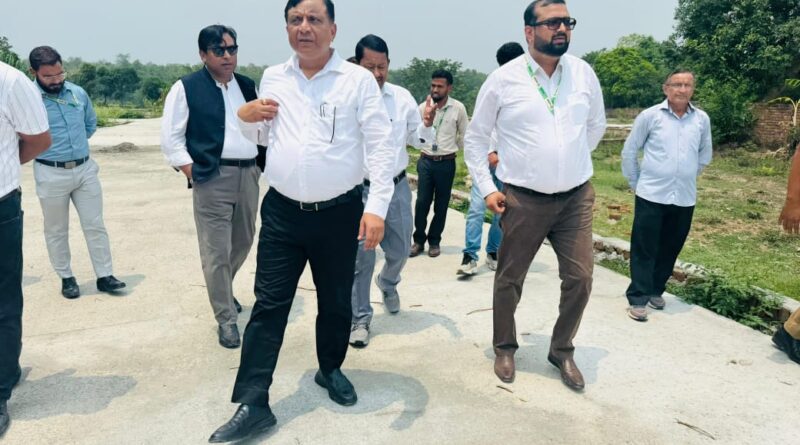 अवैध निर्माणकर्ताओं पर शिकंजा कसने मैदान में उतरे एमडीडीए उपाध्यक्ष बंशीधर तिवारी