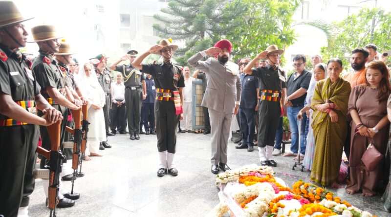 मिजोरम के पूर्व राज्यपाल एमएम लखेड़ा को राज्यपाल गुरमीत सिंह ने दी श्रद्धांजलि