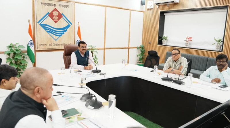 टिहरी लेक ग्लोबल डेस्टिनेशन को लेकर हुई हाई पॉवर कमेटी की बैठक