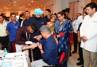 लोक भवन में एक दिवसीय विशेष चिकित्सा शिविर आयोजित, चिकित्सा शिविर, अधिकारियों-कर्मचारियों एवं परिजनों को मिला स्वास्थ्य परामर्श