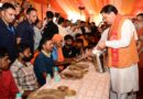 पुष्पवर्षा और चरण प्रक्षालन के साथ देवभूमि ने किया शिवभक्त कांवड़ियों का अभिनंदन, मुख्यमंत्री ने  श्रद्धालुओं को अपने हाथों से परोसा भोजन