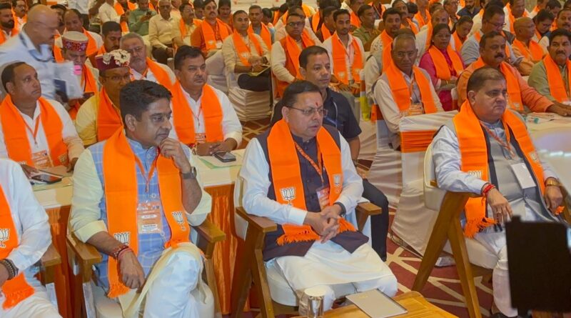 प्रधानमंत्री का ‘मन की बात’ कार्यक्रम राष्ट्र निर्माण में सक्रिय भागीदारी के लिए करता है प्रेरितः सीएम