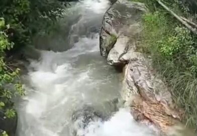 घास लेने गई महिला का पैर फिसलने से उफनते गदेरे में बही, रेस्क्यू टीम ने किया शव बरामद