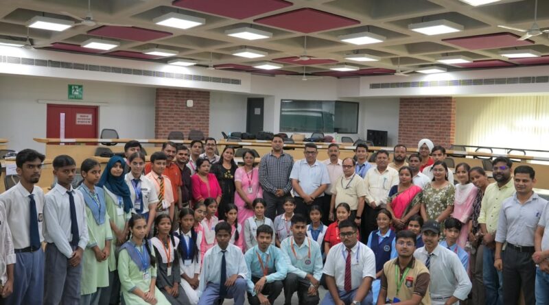 आईआईएम काशीपुर में ‘हिंदी माह’ के तहत अंतरविद्यालयी आशुभाषण प्रतियोगिता आयोजित
