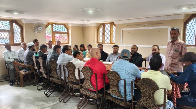 पत्रकारों पर हमले लोकतंत्र के चौथे स्तंभ पर गंभीर प्रहारः जेयूयू, पत्रकार उत्पीड़न पर राष्ट्रपति और मानवाधिकार आयोग को पत्र भेजने का निर्णय