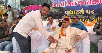 सिमोग में दशहरा पर्व समारोह में शामिल हुए संस्कृति मंत्री महाराज