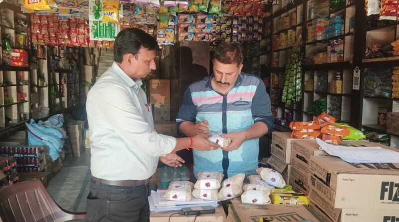 त्योहारी सीजन में खाद्य संरक्षा विभाग का बड़ा अभियान, मिठाइयों से मिड-डे मील तक 32 नमूने जांच को भेजे